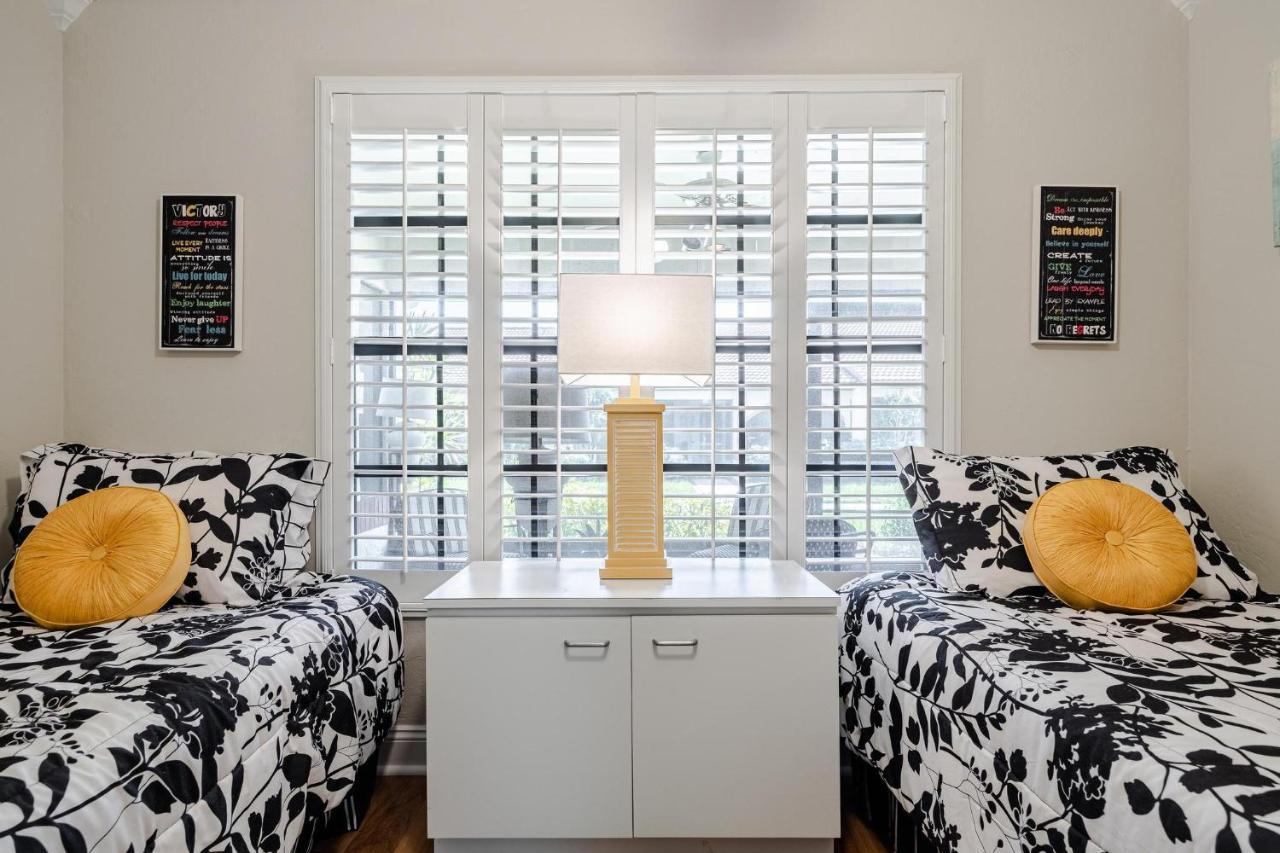 Association, Tennis Courts And Pool, Sleeps 4 - Cinnamon Cove Cozy Condo Fort Myers Exteriör bild