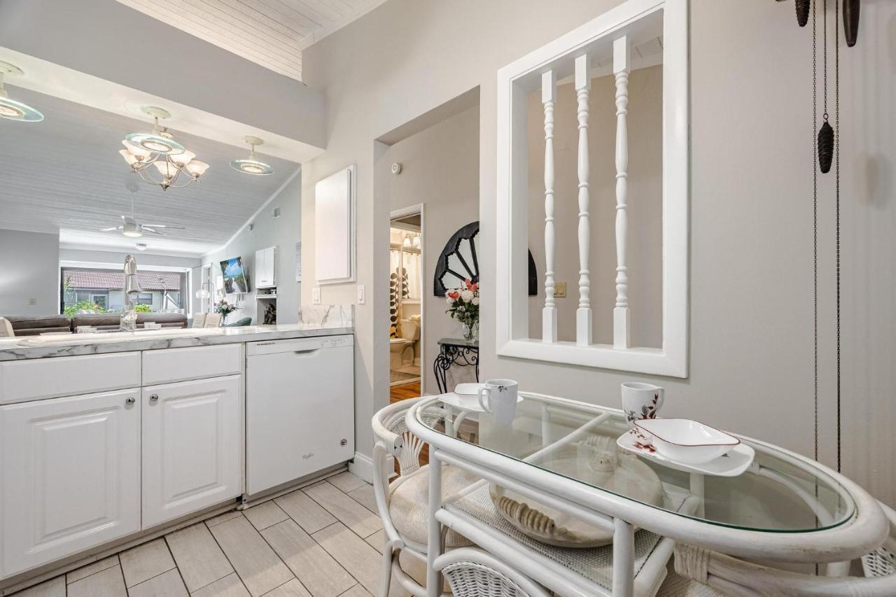 Association, Tennis Courts And Pool, Sleeps 4 - Cinnamon Cove Cozy Condo Fort Myers Exteriör bild